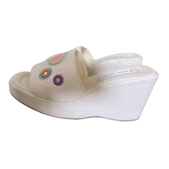 Andre Assous made in Spain sandals size 8 - 3.5 inch heel wedge slip on - Picture 4 of 8